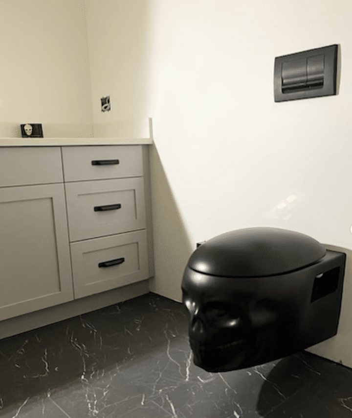 4Plexes and Feces Grey Water Recycling's role in Winnipeg Dueck